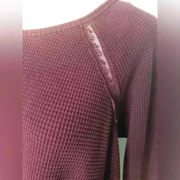 Anthropologie Women Free People Maroon Lace Hi Lo Waffle Thermal Top Medium GUC - Picture 6 of 15